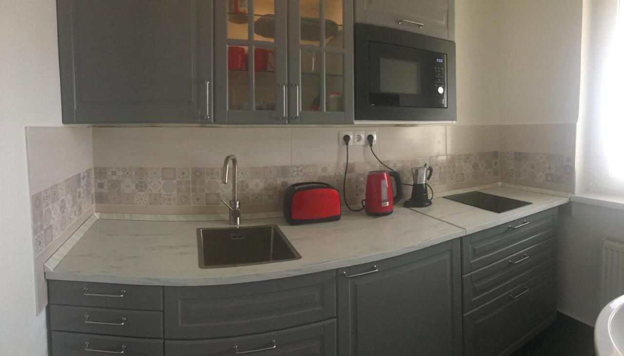 Buckingham Palace Apartman, Debrecen Esterno foto