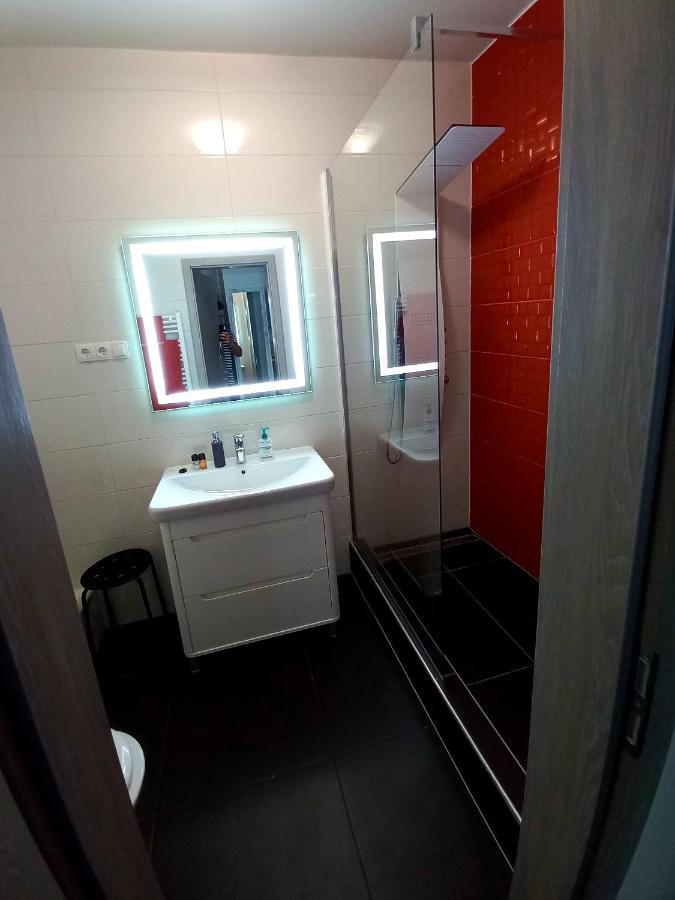 Buckingham Palace Apartman, Debrecen Esterno foto